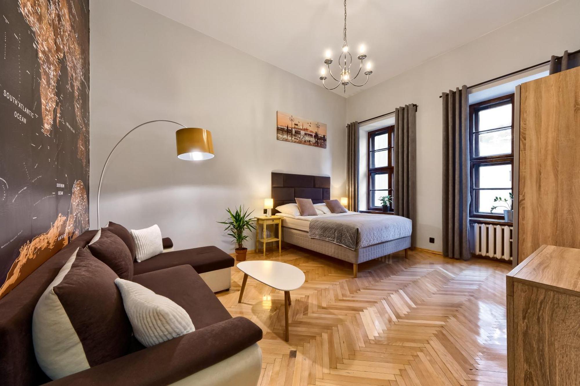 Comfortable Apartments In The Old Town Of Krasków Exteriör bild